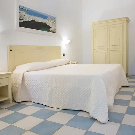 A Due Passi Dal Pizzo Otel